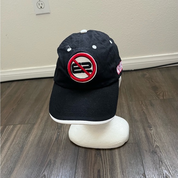 Black Baseball Cap with Embroidered Logo - Picture 1 of 8